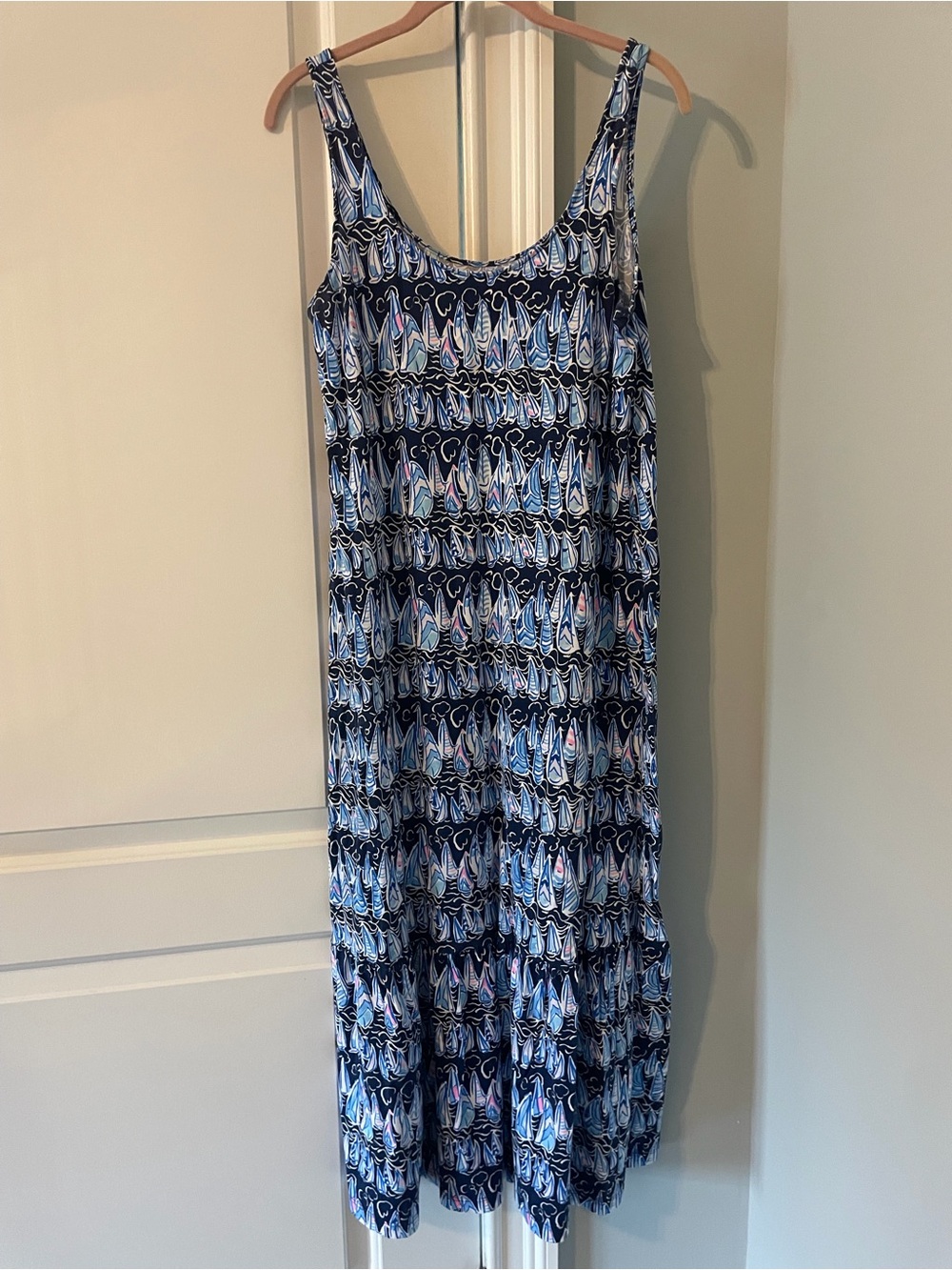 Lilly Pulitzer Size Small Maxi Dress in Navy and Light Blue
